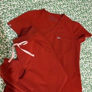 FIGS-Pumpkin Scrub Set